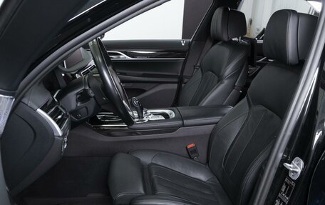 BMW 7 серия, 2020 год, 7 569 000 рублей, 10 фотография