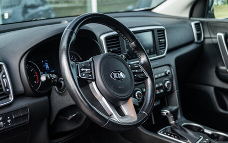 KIA Sportage IV рестайлинг, 2020 год, 2 049 000 рублей, 10 фотография