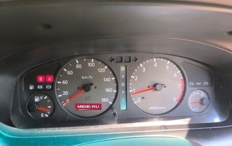 Nissan Bluebird XI, 2000 год, 285 000 рублей, 8 фотография