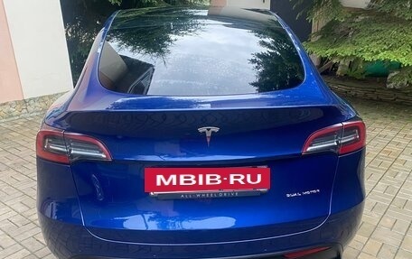Tesla Model Y I, 2021 год, 4 950 000 рублей, 3 фотография