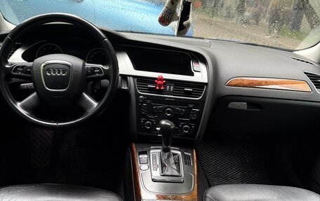Audi A4, 2011 год, 1 550 000 рублей, 11 фотография