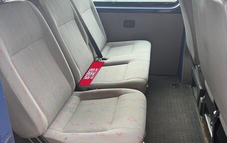 Volkswagen Transporter T5 рестайлинг, 2007 год, 900 000 рублей, 10 фотография