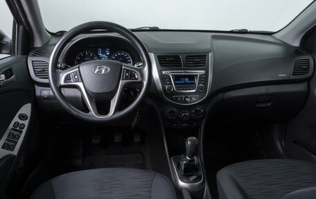 Hyundai Solaris II рестайлинг, 2014 год, 1 064 000 рублей, 6 фотография