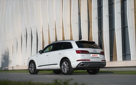 Audi Q7, 2020 год, 7 000 000 рублей, 3 фотография