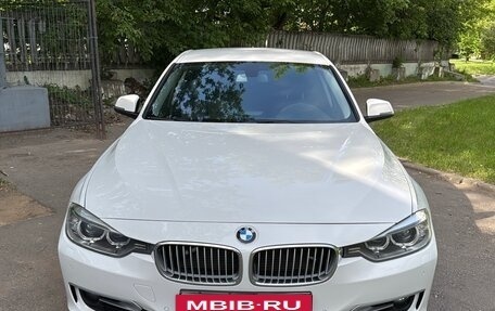 BMW 3 серия, 2014 год, 2 100 000 рублей, 7 фотография