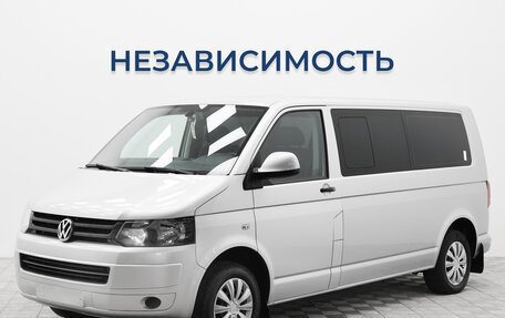 Volkswagen Caravelle T5, 2013 год, 1 820 000 рублей, 1 фотография