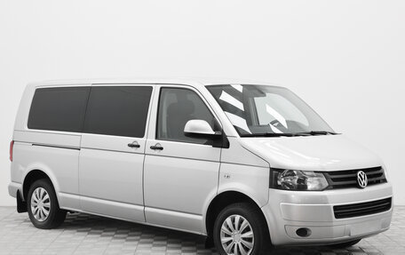 Volkswagen Caravelle T5, 2013 год, 1 820 000 рублей, 4 фотография