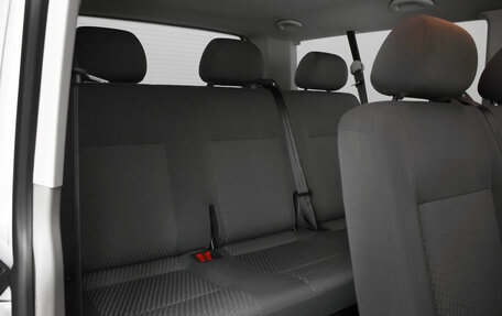 Volkswagen Caravelle T5, 2013 год, 1 820 000 рублей, 17 фотография
