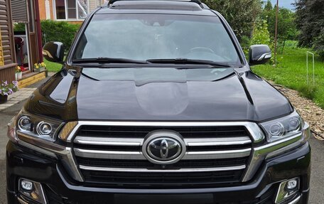 Toyota Land Cruiser 200, 2019 год, 8 000 000 рублей, 14 фотография