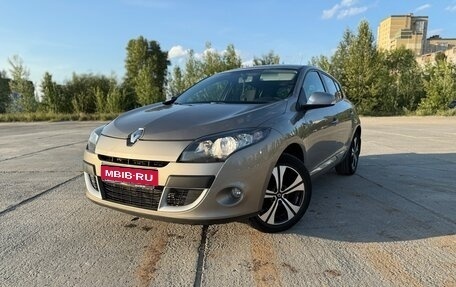 Renault Megane III, 2011 год, 815 000 рублей, 1 фотография
