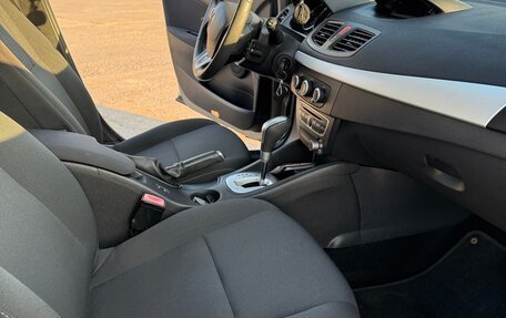 Renault Megane III, 2011 год, 815 000 рублей, 17 фотография