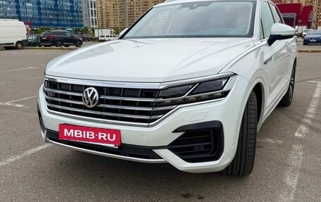 Volkswagen Touareg III, 2018 год, 7 700 000 рублей, 2 фотография