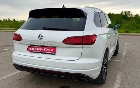 Volkswagen Touareg III, 2018 год, 7 700 000 рублей, 4 фотография