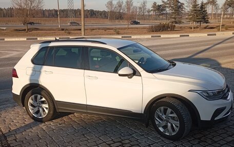 Volkswagen Tiguan II, 2020 год, 2 950 000 рублей, 6 фотография