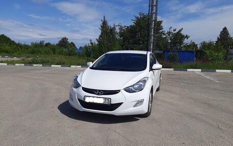 Hyundai Elantra V, 2012 год, 1 100 000 рублей, 4 фотография