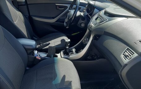 Hyundai Elantra V, 2012 год, 1 100 000 рублей, 10 фотография