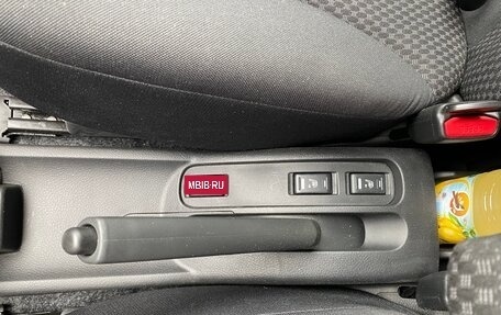 Nissan Note II рестайлинг, 2007 год, 1 300 000 рублей, 15 фотография