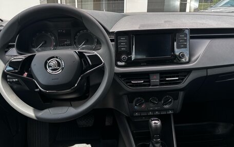 Skoda Rapid II, 2021 год, 1 420 000 рублей, 11 фотография