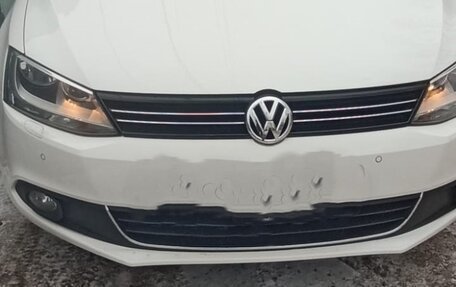 Volkswagen Jetta VI, 2013 год, 1 155 000 рублей, 4 фотография