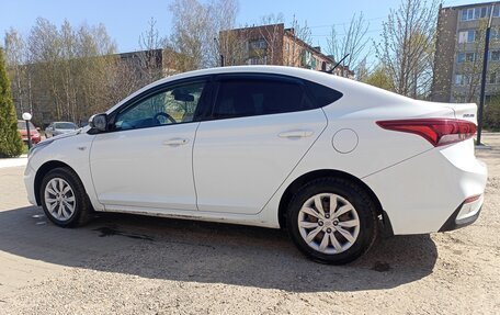 Hyundai Solaris II рестайлинг, 2018 год, 530 000 рублей, 4 фотография