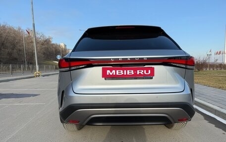 Lexus RX IV рестайлинг, 2023 год, 8 450 000 рублей, 6 фотография
