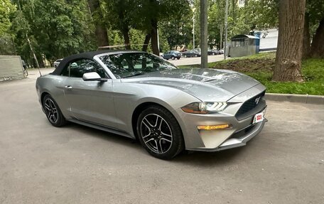 Ford Mustang VI рестайлинг, 2022 год, 3 700 000 рублей, 6 фотография