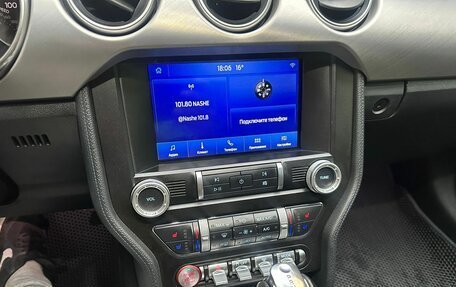 Ford Mustang VI рестайлинг, 2022 год, 3 700 000 рублей, 12 фотография