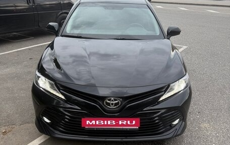 Toyota Camry, 2019 год, 2 399 000 рублей, 2 фотография