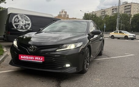 Toyota Camry, 2019 год, 2 399 000 рублей, 10 фотография