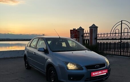 Ford Focus II рестайлинг, 2006 год, 385 000 рублей, 2 фотография