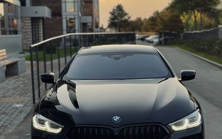 BMW 8 серия, 2019 год, 8 000 000 рублей, 2 фотография