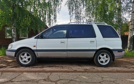 Mitsubishi Space Wagon III, 1993 год, 220 000 рублей, 2 фотография