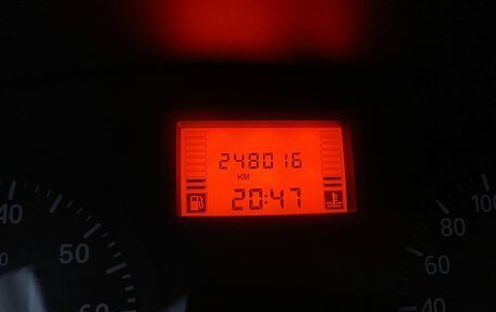 Renault Logan I, 2006 год, 310 000 рублей, 11 фотография