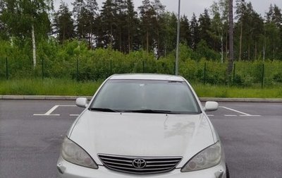 Toyota Camry V40, 2005 год, 970 000 рублей, 1 фотография