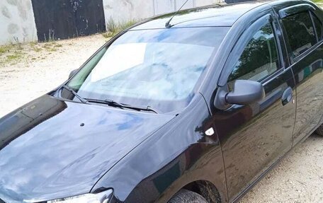 Renault Logan II, 2015 год, 790 000 рублей, 2 фотография