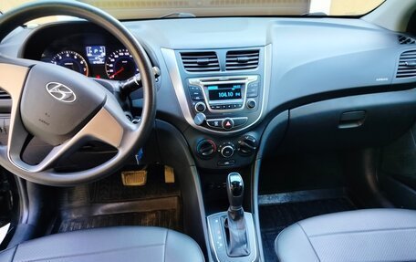 Hyundai Solaris II рестайлинг, 2016 год, 1 030 000 рублей, 5 фотография