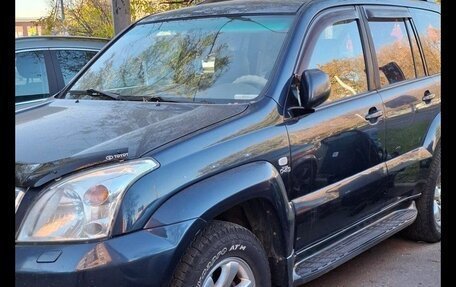 Toyota Land Cruiser Prado 120 рестайлинг, 2003 год, 1 490 000 рублей, 3 фотография