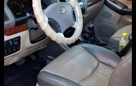 Toyota Land Cruiser Prado 120 рестайлинг, 2003 год, 1 490 000 рублей, 6 фотография