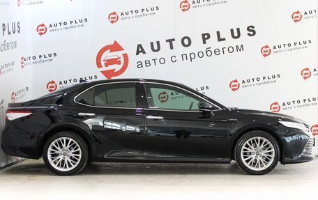 Toyota Camry, 2018 год, 2 849 000 рублей, 6 фотография
