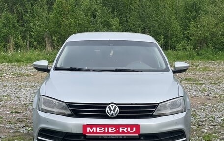 Volkswagen Jetta VI, 2016 год, 1 090 000 рублей, 4 фотография