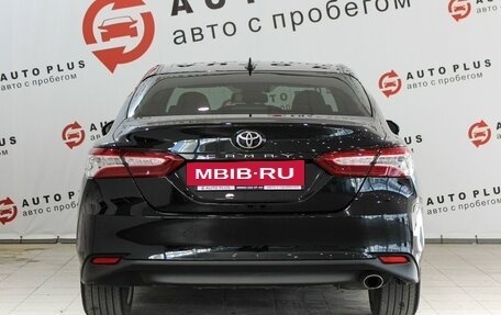 Toyota Camry, 2018 год, 2 849 000 рублей, 4 фотография