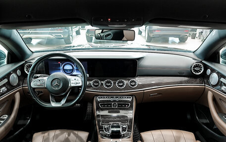 Mercedes-Benz E-Класс, 2018 год, 3 950 000 рублей, 18 фотография