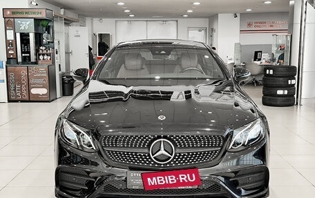 Mercedes-Benz E-Класс, 2018 год, 3 950 000 рублей, 6 фотография