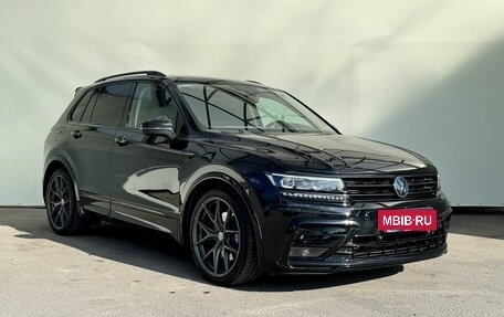Volkswagen Tiguan II, 2019 год, 3 350 000 рублей, 2 фотография