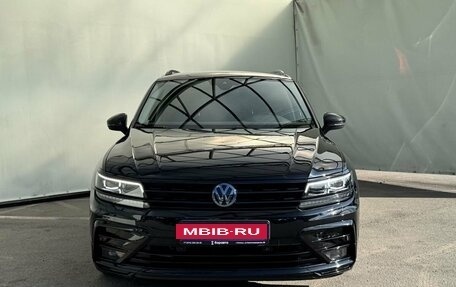 Volkswagen Tiguan II, 2019 год, 3 350 000 рублей, 3 фотография