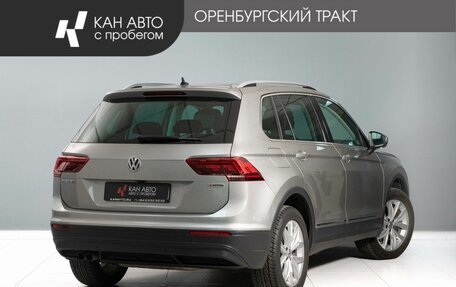 Volkswagen Tiguan II, 2019 год, 2 450 000 рублей, 3 фотография