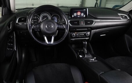 Mazda 6, 2018 год, 1 899 000 рублей, 6 фотография