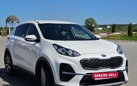 KIA Sportage IV рестайлинг, 2020 год, 1 850 000 рублей, 3 фотография