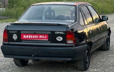 Opel Kadett E рестайлинг, 1986 год, 73 000 рублей, 2 фотография