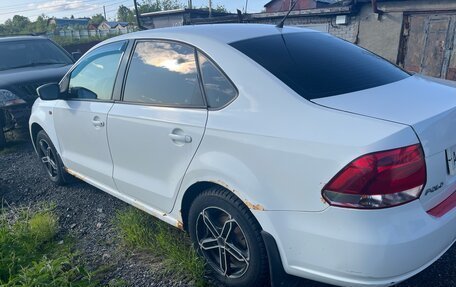Volkswagen Polo VI (EU Market), 2011 год, 270 000 рублей, 3 фотография